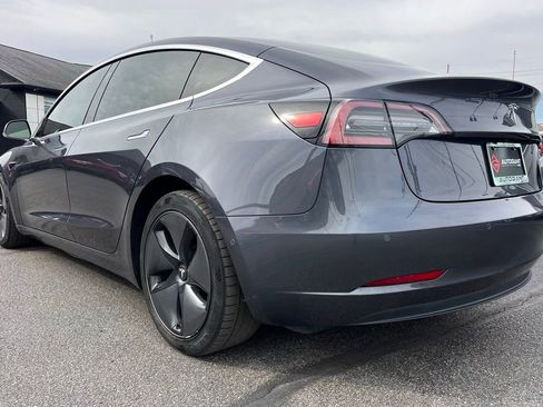 Used 2018 Tesla Model 3 Long Range image 5