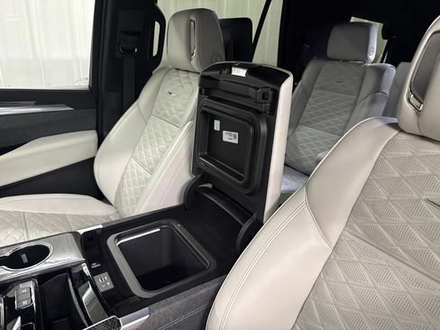 Certified 2026 Cadillac Escalade V AWD/4WD image 50