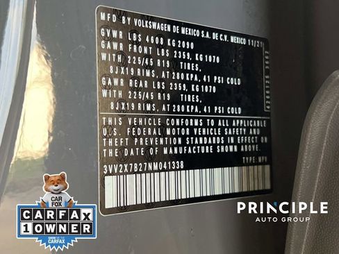 Used 2022 Volkswagen Taos SEL w/ Panoramic Sunroof Package image 32