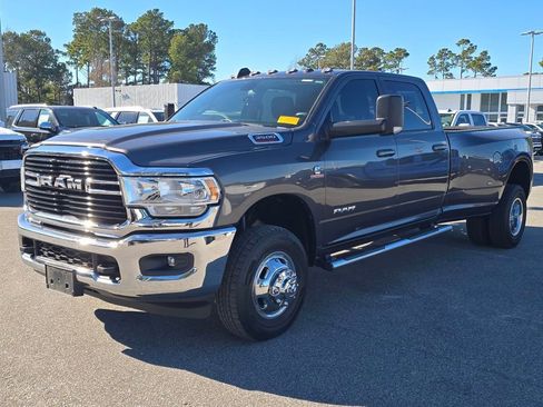 Used 2020 RAM 3500 Big Horn image 7
