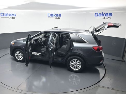 Used 2020 Kia Sorento LX w/ LX I4 Convenience Package AWD/4WD image 58