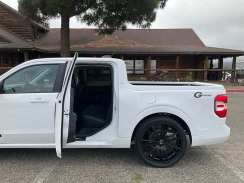 New 2025 Ford Maverick XLT w/ XLT Luxury Package image 44