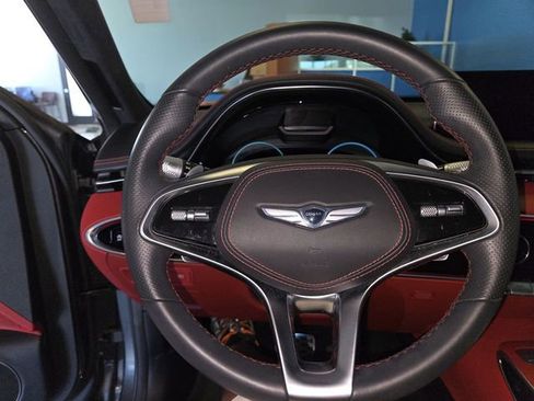 Used 2022 Genesis GV70 3.5T Sport w/ Sport Prestige Package image 14