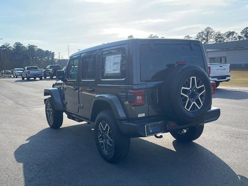 New 2026 Jeep Wrangler Sahara AWD/4WD image 5