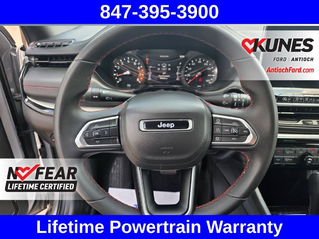 Used 2025 Jeep Compass Trailhawk AWD/4WD image 33