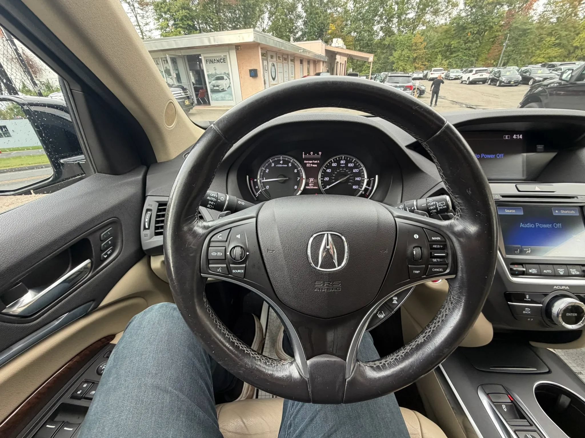 Used 2017 Acura MDX SH-AWD image 25