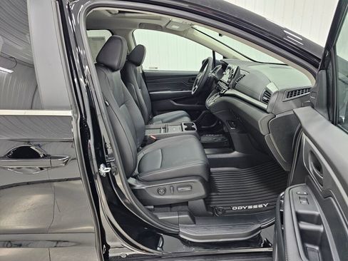 New 2026 Honda Odyssey EX-L image 11