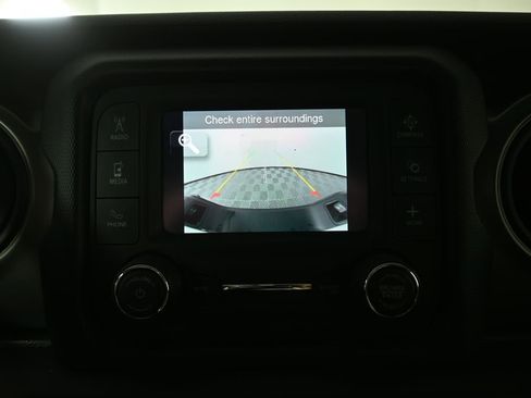 Used 2021 Jeep Gladiator Sport w/ Trailer Tow Package image 27