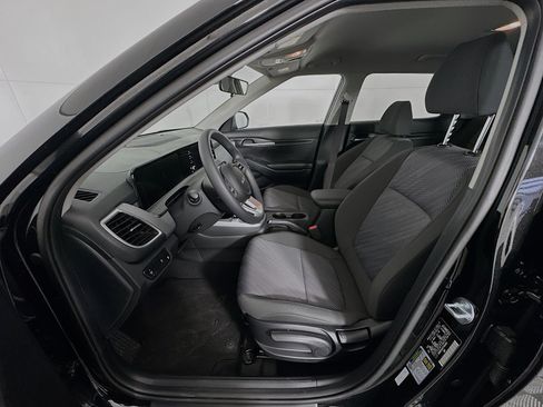 Used 2026 Kia Seltos LX image 13