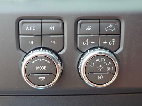 New 2026 GMC Sierra 3500 Denali Ultimate AWD/4WD image 31