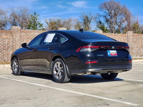 Certified 2023 Honda Accord EX image 8