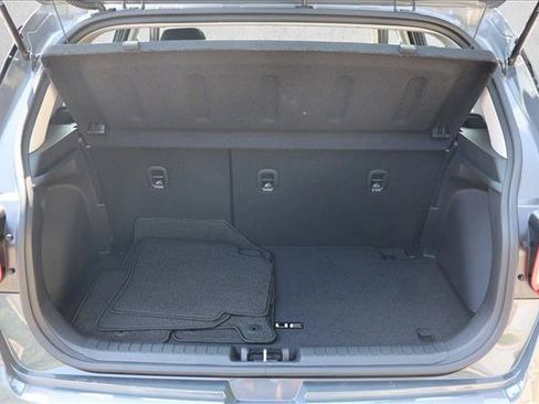 Used 2026 Hyundai Venue SEL FWD image 25