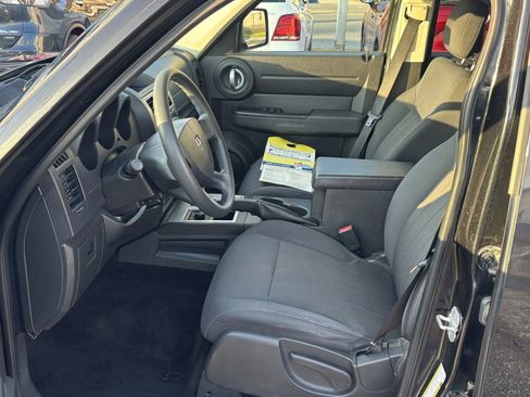 Used 2011 Dodge Nitro Heat w/ Popular Equipment Group image 12