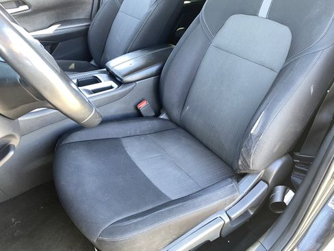 Used 2021 Nissan Sentra SV FWD image 15