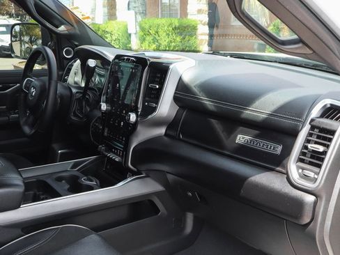 Used 2022 RAM 2500 Laramie AWD/4WD image 47