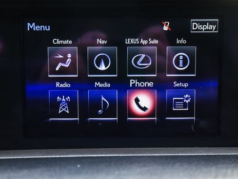 Used 2016 Lexus RC F image 10