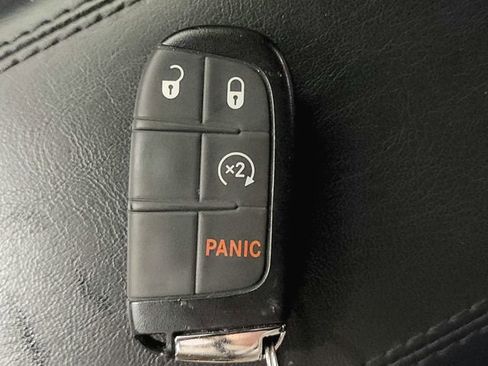 Used 2024 Jeep Compass Limited w/ High Altitude Package image 23