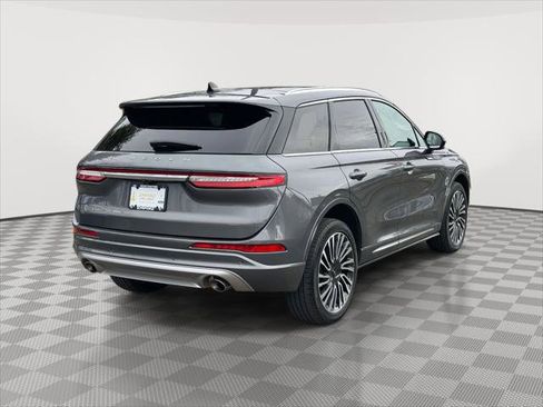 Used 2022 Lincoln Corsair AWD w/ Premium Package image 7