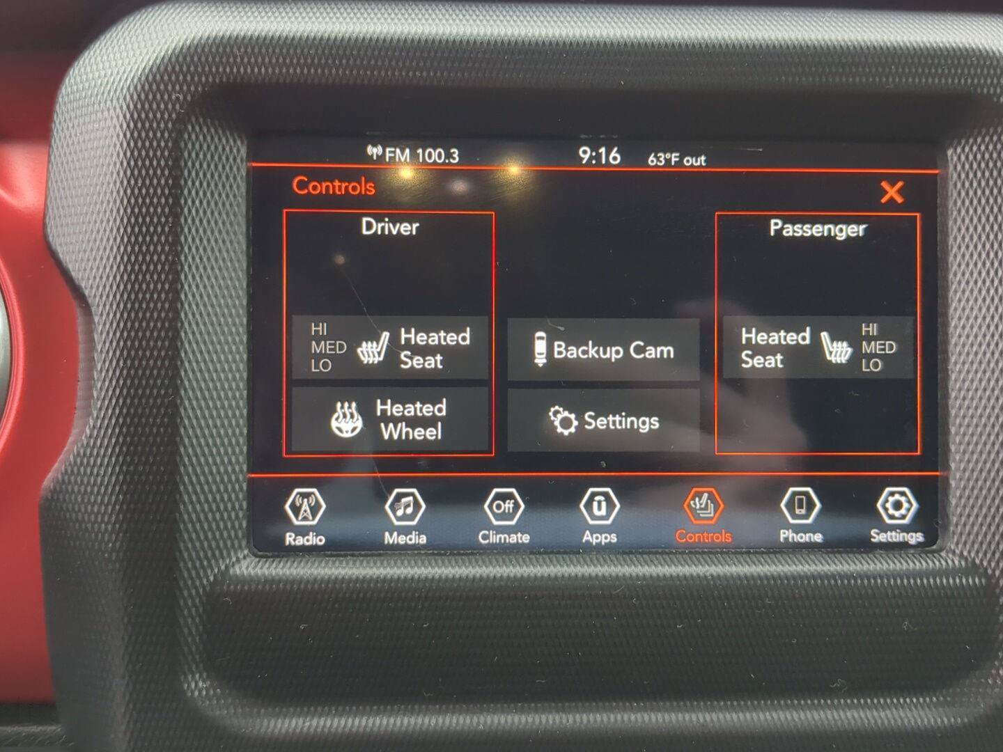 Used 2019 Jeep Wrangler Unlimited Rubicon w/ Cold Weather Group AWD/4WD image 10