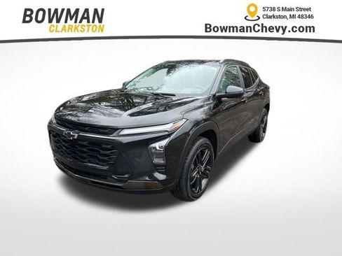 Used 2024 Chevrolet Trax ACTIV w/ Sunroof Package image 1