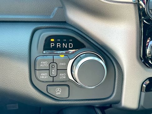 New 2026 RAM 1500 Big Horn AWD/4WD image 21