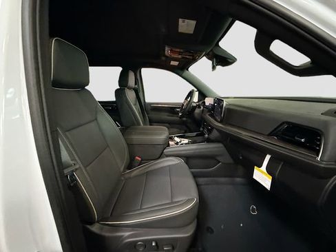 New 2026 Chevrolet Tahoe Premier w/ Sun And Tow Package image 32