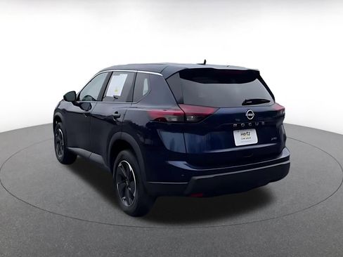 Used 2025 Nissan Rogue SV AWD/4WD image 11