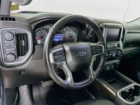 Used 2019 Chevrolet Silverado 1500 LT Trail Boss AWD/4WD image 10