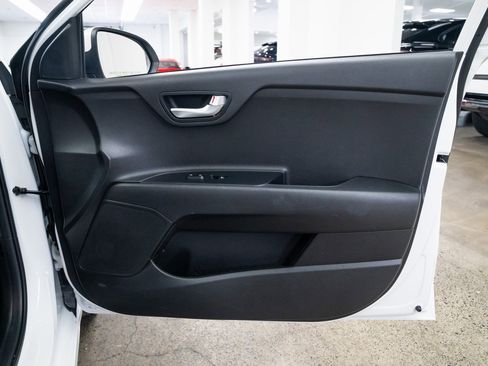 Used 2023 Kia Rio S image 21