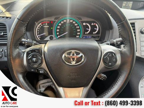 Used 2015 Toyota Venza XLE image 19