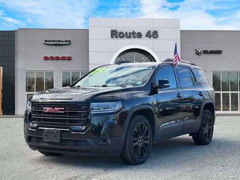 Used 2023 GMC Acadia SLT w/ Elevation Edition image 2