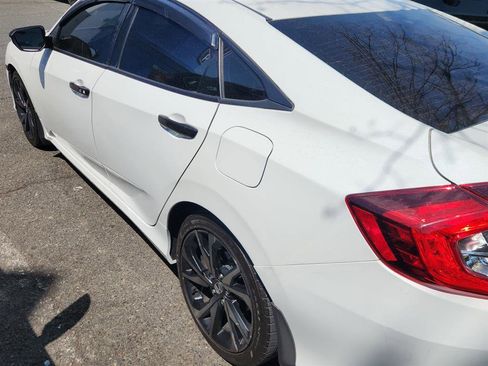 Used 2021 Honda Civic Sport image 4