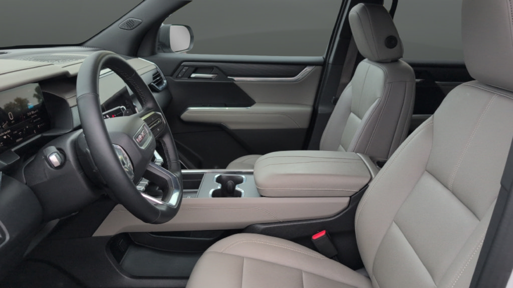 Certified 2026 GMC Acadia Elevation w/ Elevation Premium Package AWD/4WD image 10