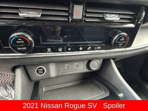 Used 2021 Nissan Rogue SV AWD/4WD image 14
