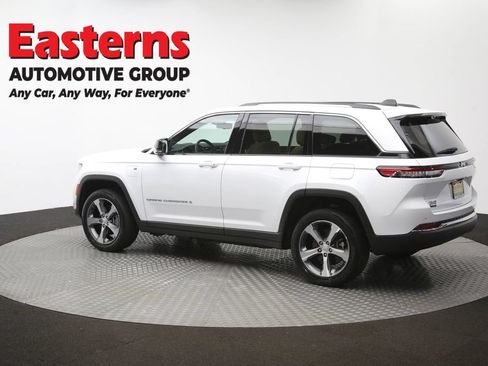 Used 2022 Jeep Grand Cherokee Limited 4xe w/ Luxury Tech Group II AWD/4WD image 68