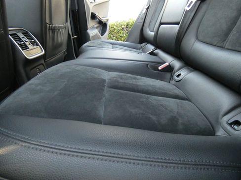 Used 2018 Porsche Macan Sport Edition image 51