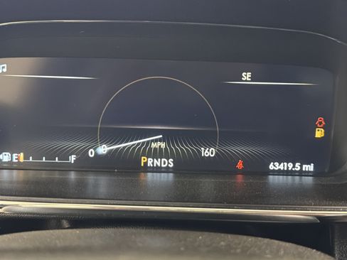 Used 2017 Lincoln Continental Reserve w/ Technology Package FWD image 19