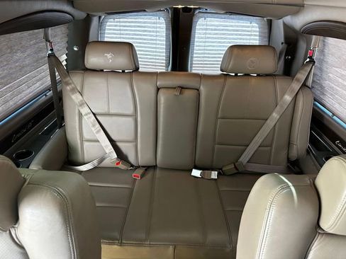 Used 2016 GMC Savana 2500 RWD image 18