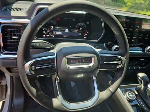 New 2026 GMC Canyon Elevation w/ Convenience Package AWD/4WD image 15