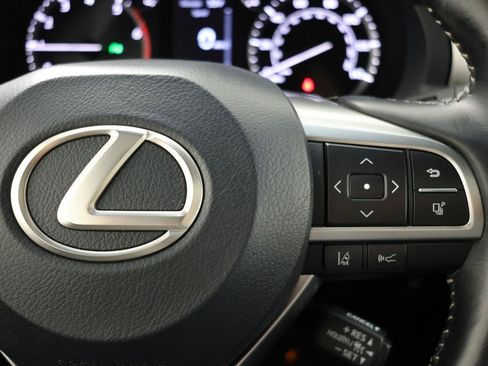 Used 2023 Lexus GX 460 Premium w/ Accessory Package AWD/4WD image 31