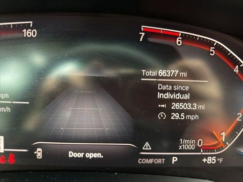 Used 2020 BMW 330i Sedan w/ Convenience Package RWD image 4