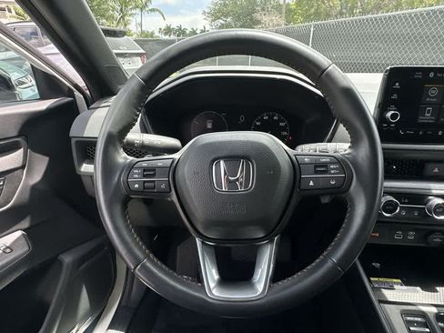 Used 2025 Honda CR-V Sport-L image 16