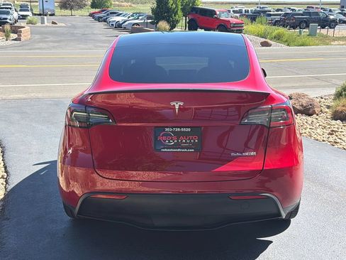 Used 2023 Tesla Model Y Performance AWD/4WD image 10