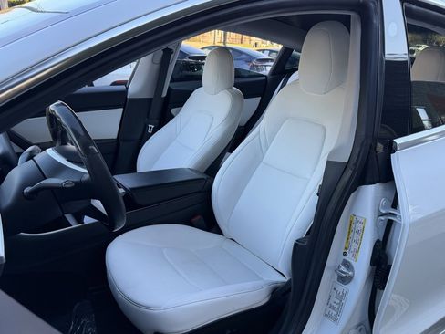 Used 2020 Tesla Model 3 Performance image 26