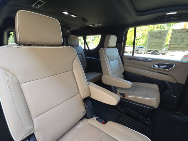 Certified 2023 Chevrolet Suburban Premier AWD/4WD image 18