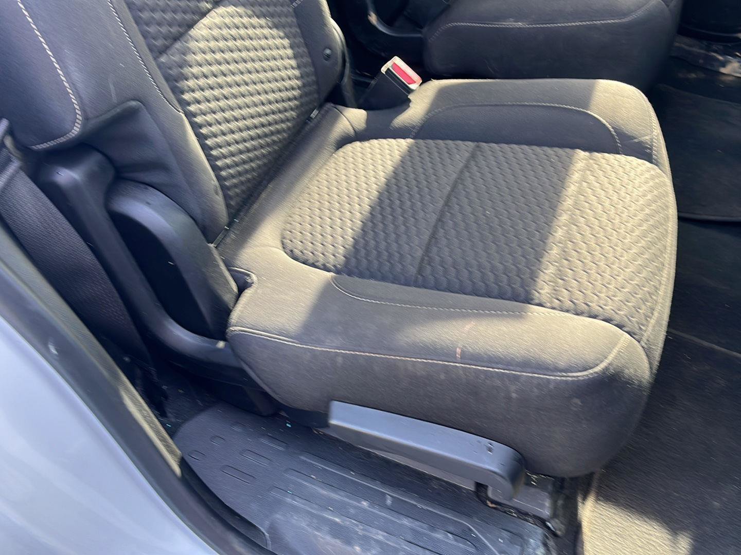 Used 2019 GMC Acadia SLE AWD/4WD image 25