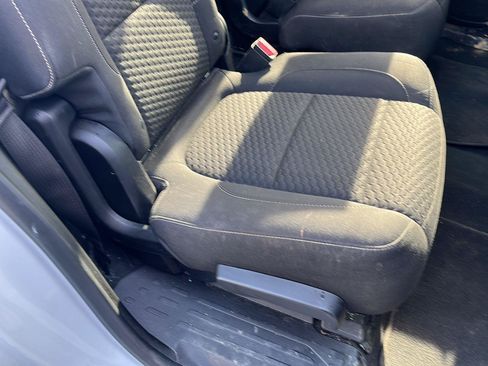 Used 2019 GMC Acadia SLE AWD/4WD image 25