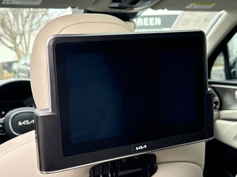 Used 2022 Kia Sorento SX image 17