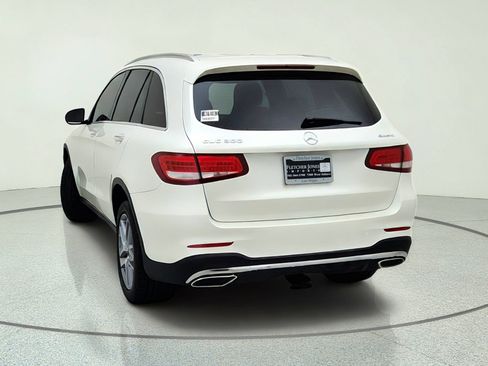 Used 2017 Mercedes-Benz GLC 300 4MATIC image 11