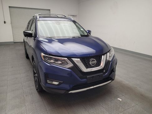 Used 2018 Nissan Rogue SL w/ Premium Package FWD image 14